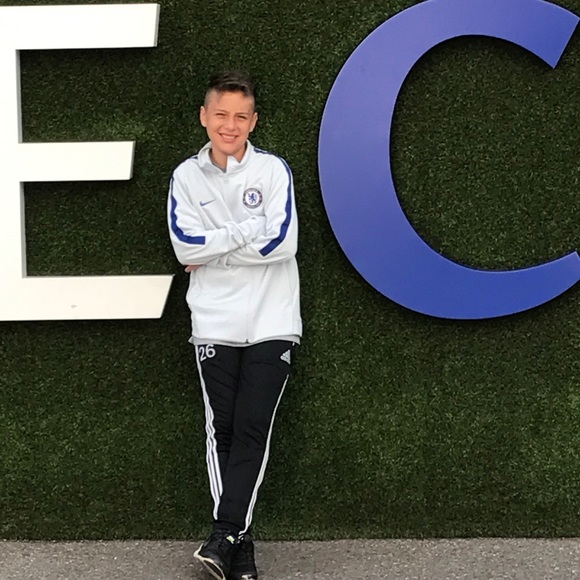 Meet your Posher, Jennifer - Picture 4 of 5